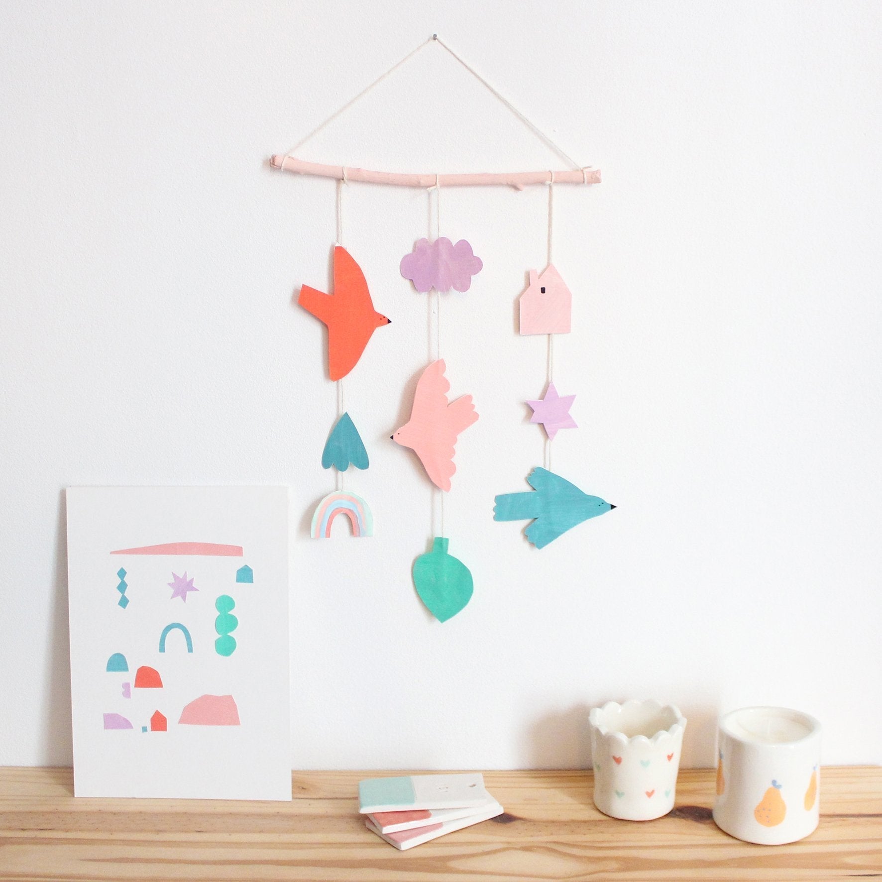 DIY – UN JOLI MOBILE EN DÉCORATION - Des Petits Hauts