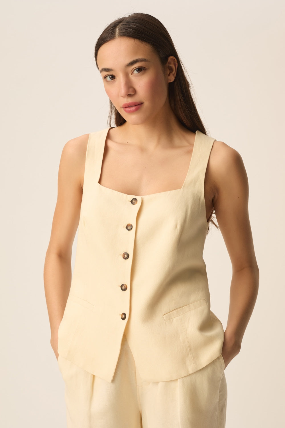 Top Tahmara Shell
