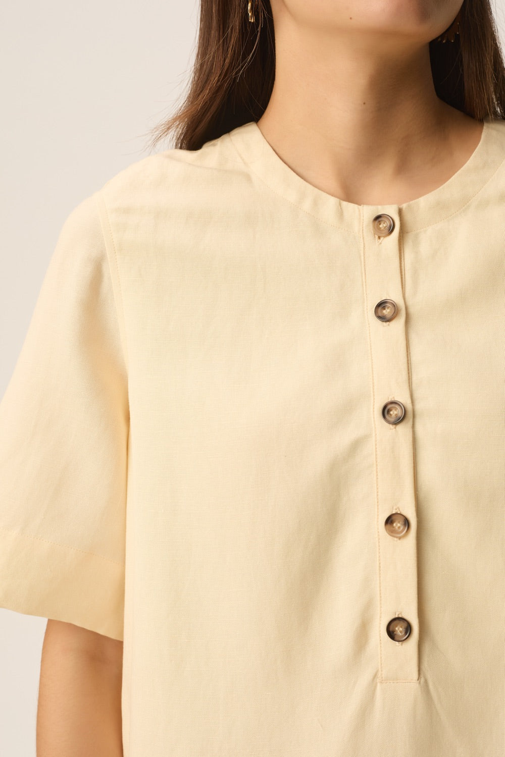 Robe Tahmata Shell
