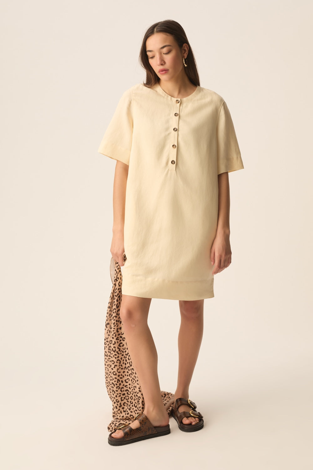Robe Tahmata Shell
