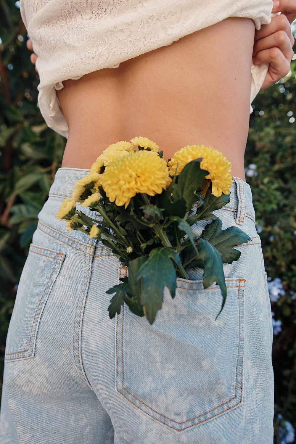 Jean Louela Floral Bleach