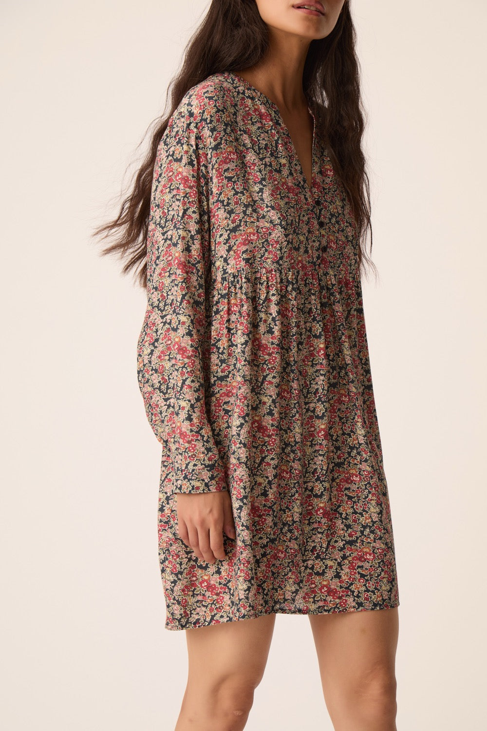 Robe Valorine Taya