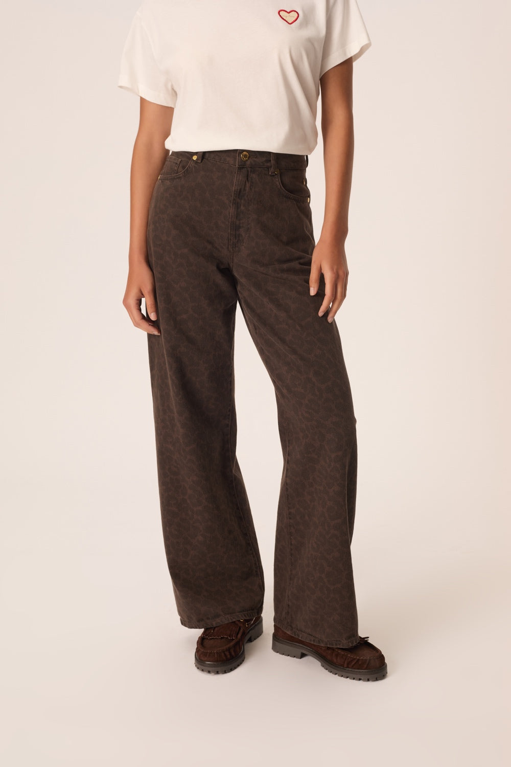 Jean Louela Leo Leopard